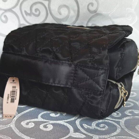 NWT Victoria's Secret Black Quilted Cosmetics Makeup Travel Bag rm 4 everything! - Picture 7 of 7